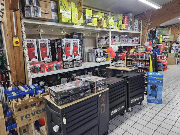 Équipement de quincaillerie Calvados